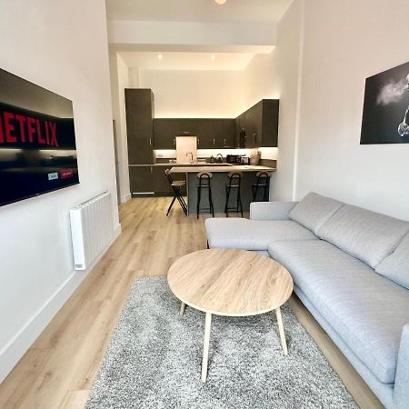 Fountain Apartment No 2 With Free Parking 约克 外观 照片
